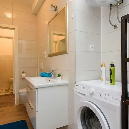 Apartman Lili Apartment *